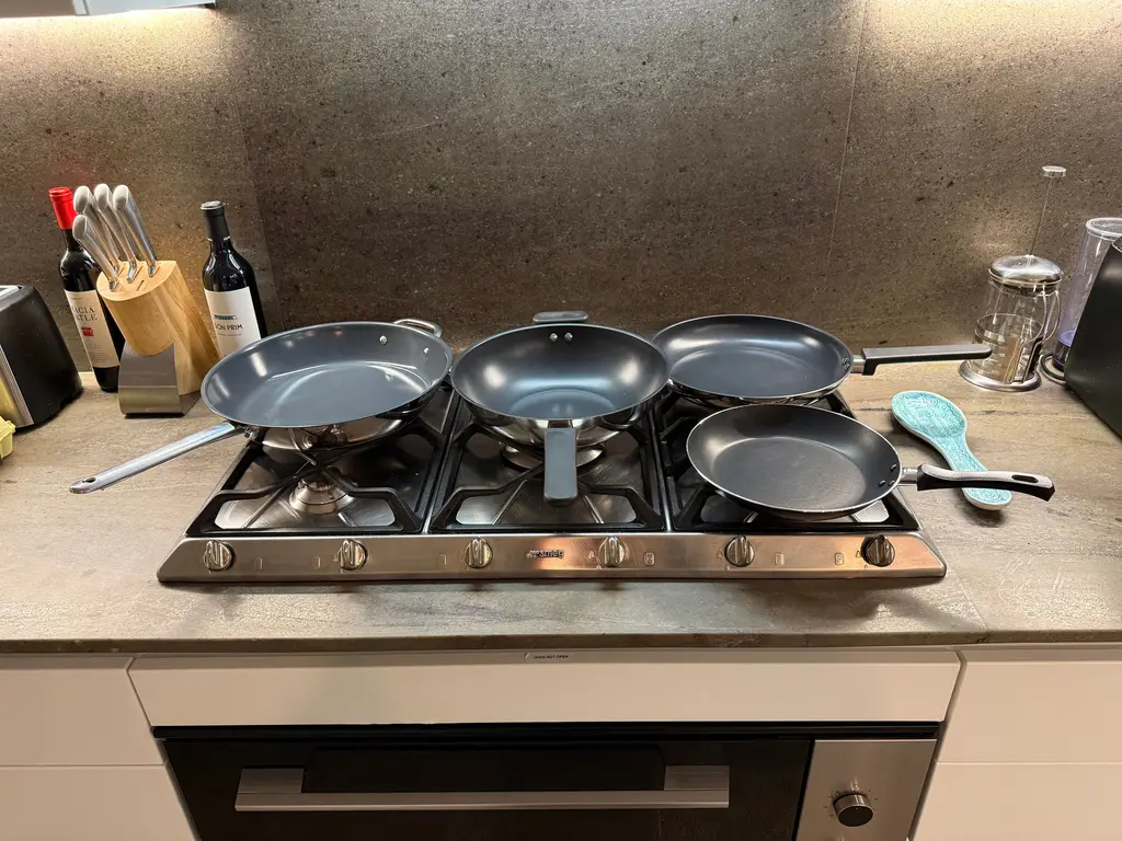 New Frying Pans for Villa Esquina Guests in 2025