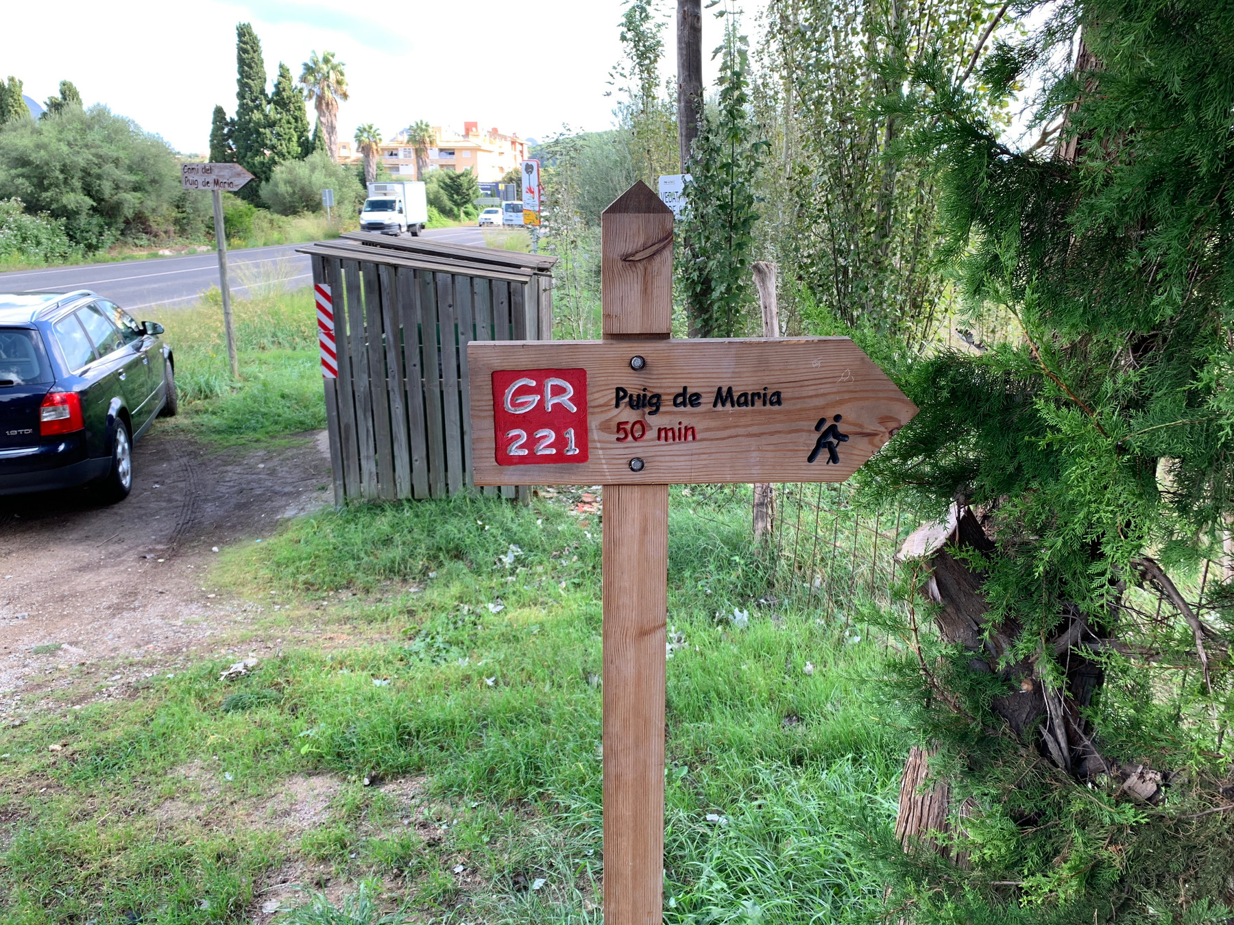 Waymark on the Puig de Maria walk near Pollença