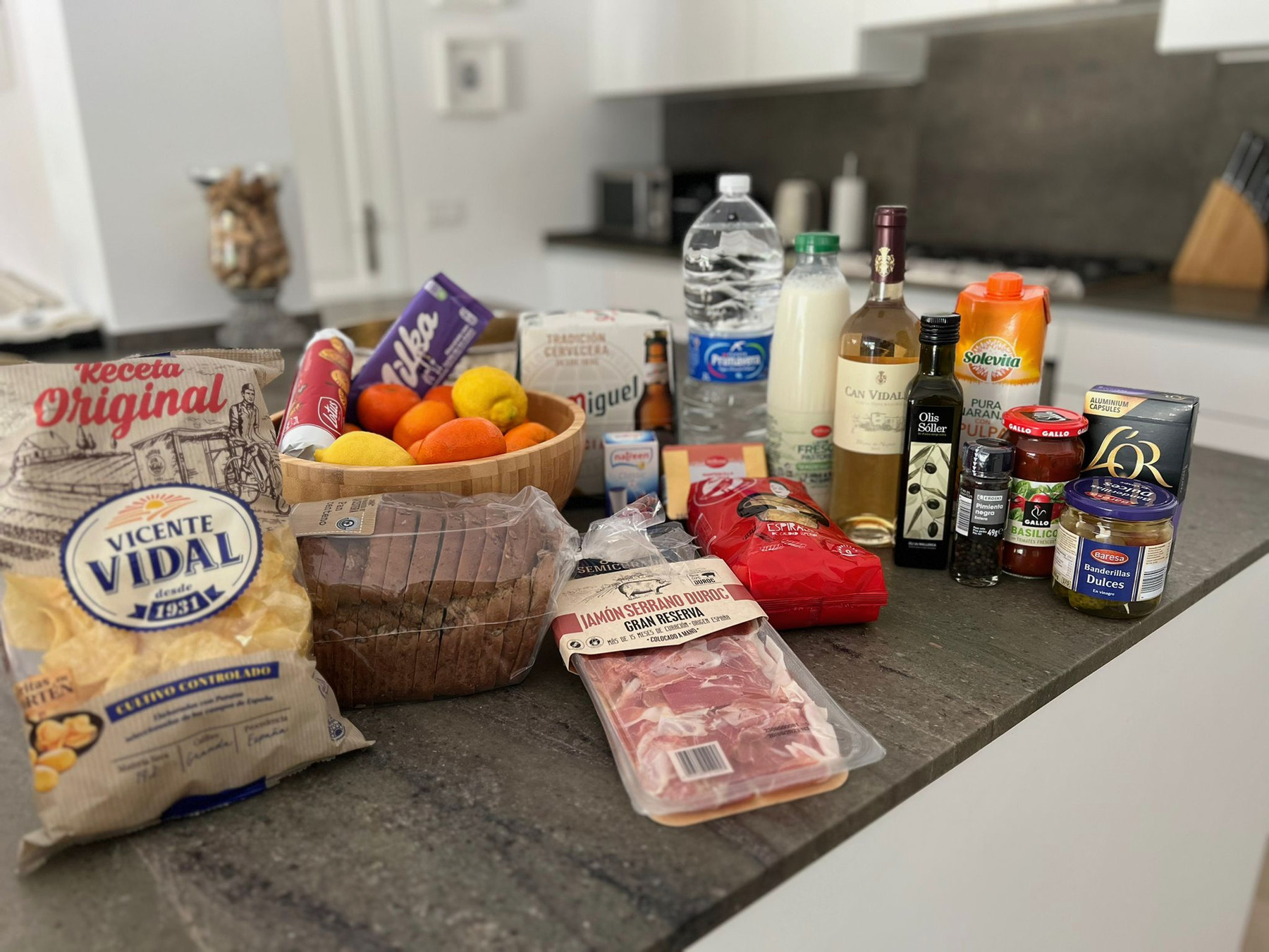 Welcome Hamper Villa Esquina